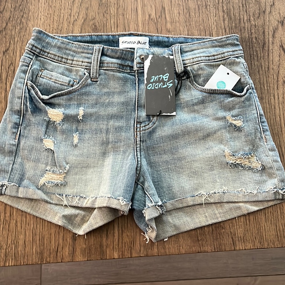 New with tags, distressed denim shorts